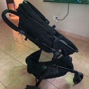 Stroller Evenflo pro serie Pivot
